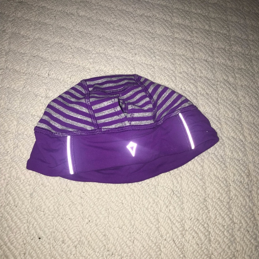 Ivivva by Lululemon Girls Cozy Run Hat XS/S